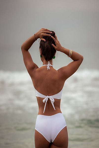 ΤΟΠ ΜΠΙΚΙΝΙ ΛΕΥΚΟ ΜΕ ΚΟΡΔΟΝΙ